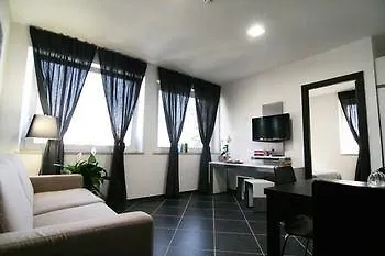 Smart Hotel *