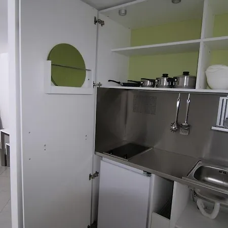 Smart Hotel *